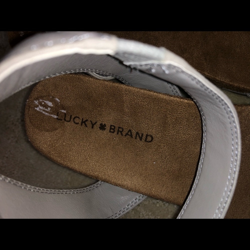 Sandals - Picture 4 of 5